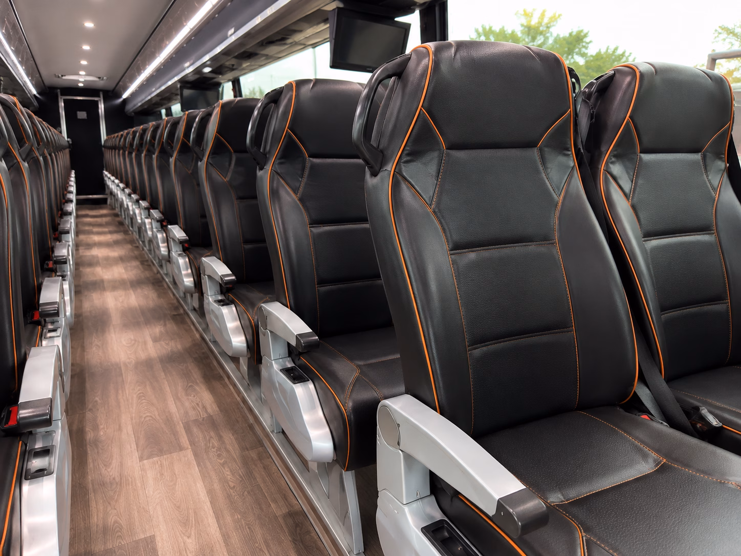 charter bus transfers from colorado springs to denver international airport