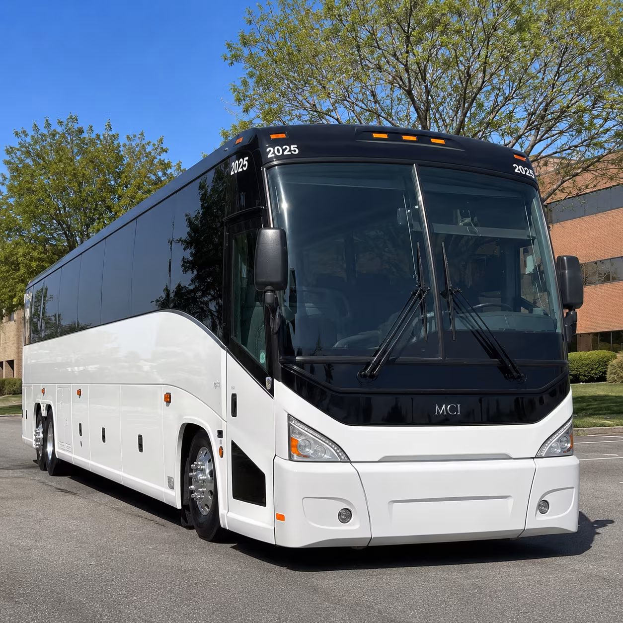 corporate event shuttles to the colorado springs convention center
